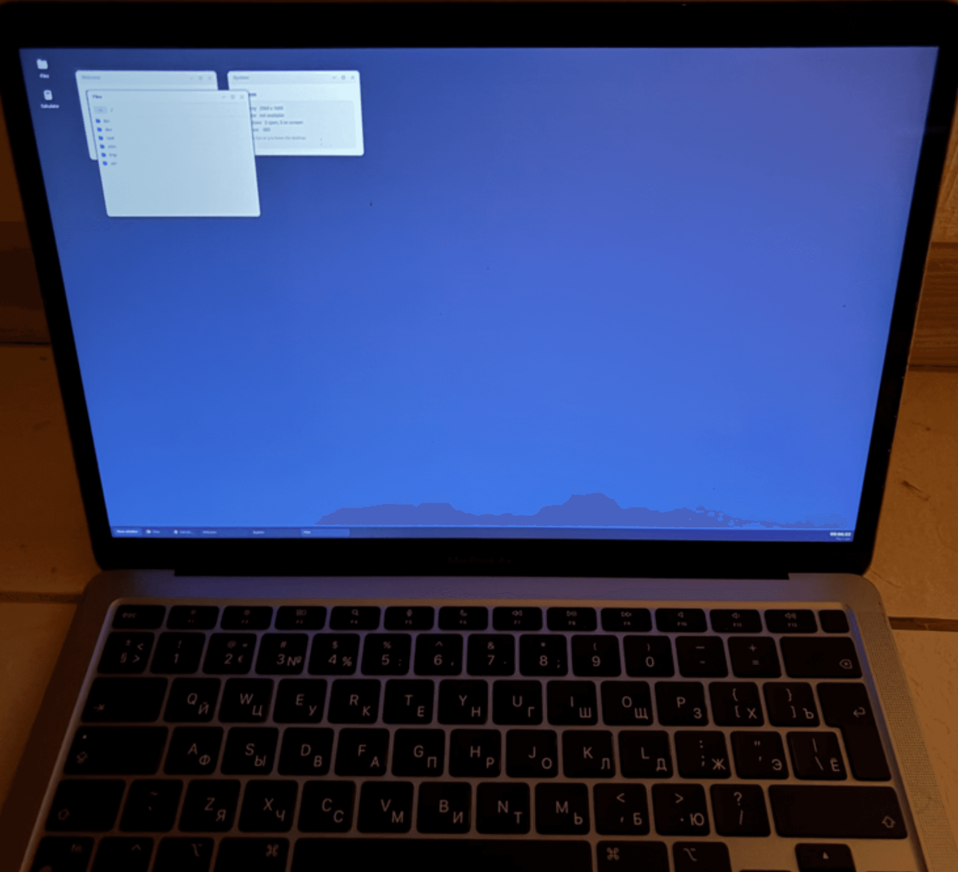 vinix-m1-desktop.png